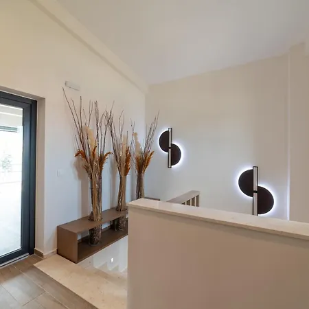 Horeizons Modern Living Vrasná